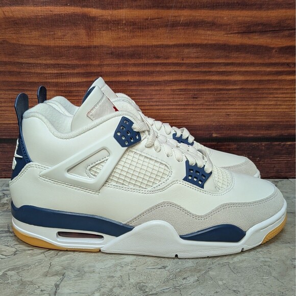 Nike SB x Air Jordan 4 Retro SP Navy Men's 9.5 Summit White DR5415-100 B-grade - Picture 1 of 9